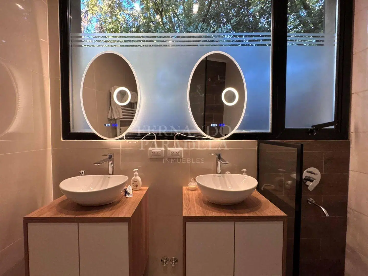 Casa 4 amb en venta en Parque Leloir 8