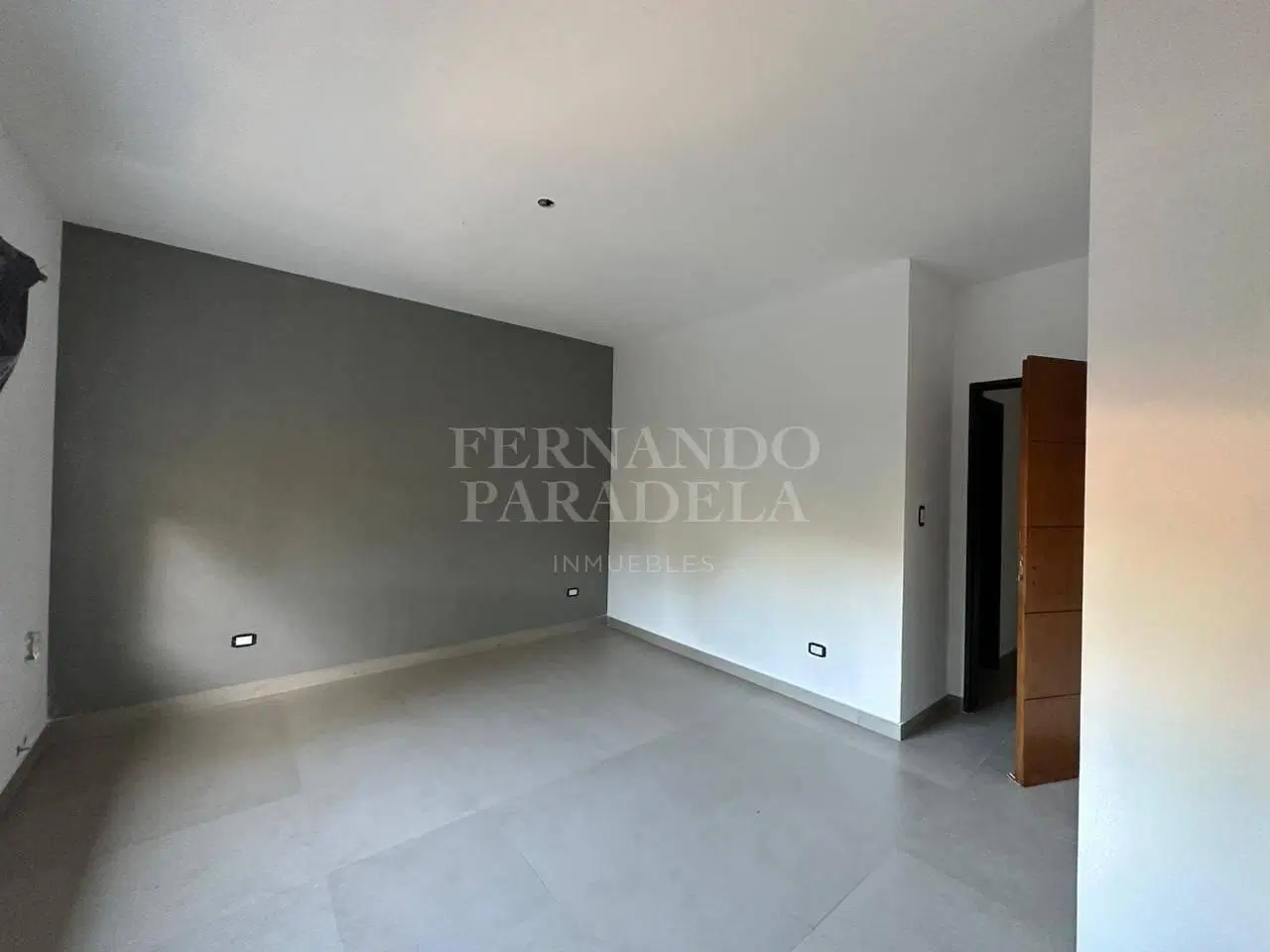 Duplex en alquiler - Zona Leloir / V. Udaondo 2