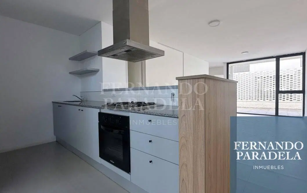 Dúplex en venta c/ cochera en Ituzaingó Norte 5
