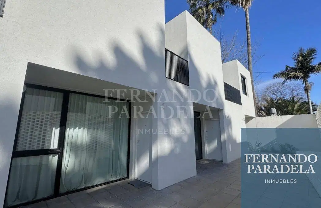 Dúplex en venta c/ cochera en Ituzaingó Norte 1