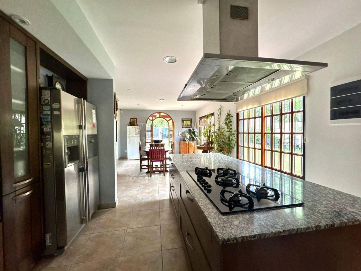 Foto de Casa en venta 5amb - V. Udaondo, imagen 3