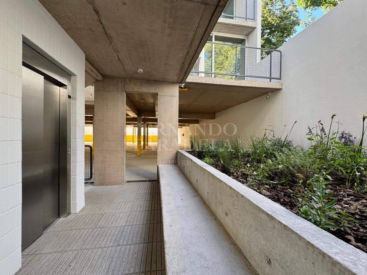 Foto de Oficina en alquiler con cochera - Parque Leloir, imagen 4