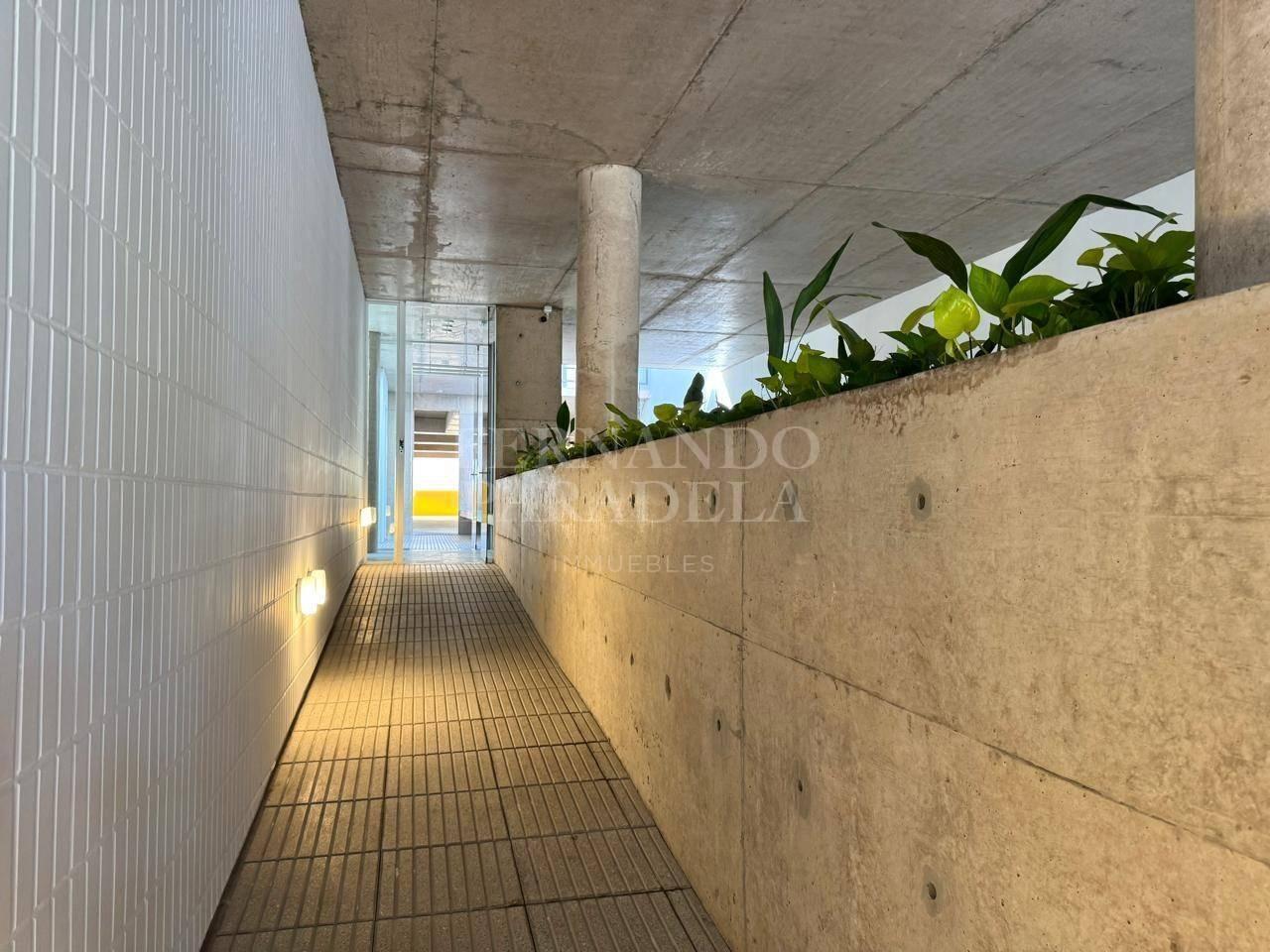 Foto de Oficina en alquiler con cochera - Parque Leloir, imagen 5