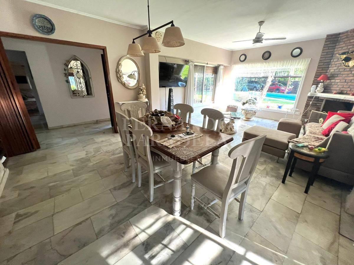 Foto de Casa en venta - Lote 1514 m2, imagen 5