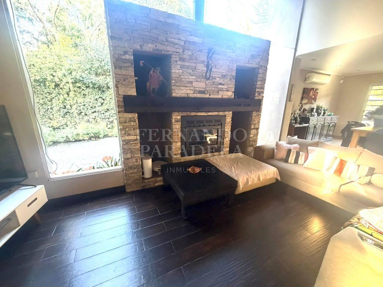 Foto de Casa de 4 amb en venta en Parque Leloir, imagen 5