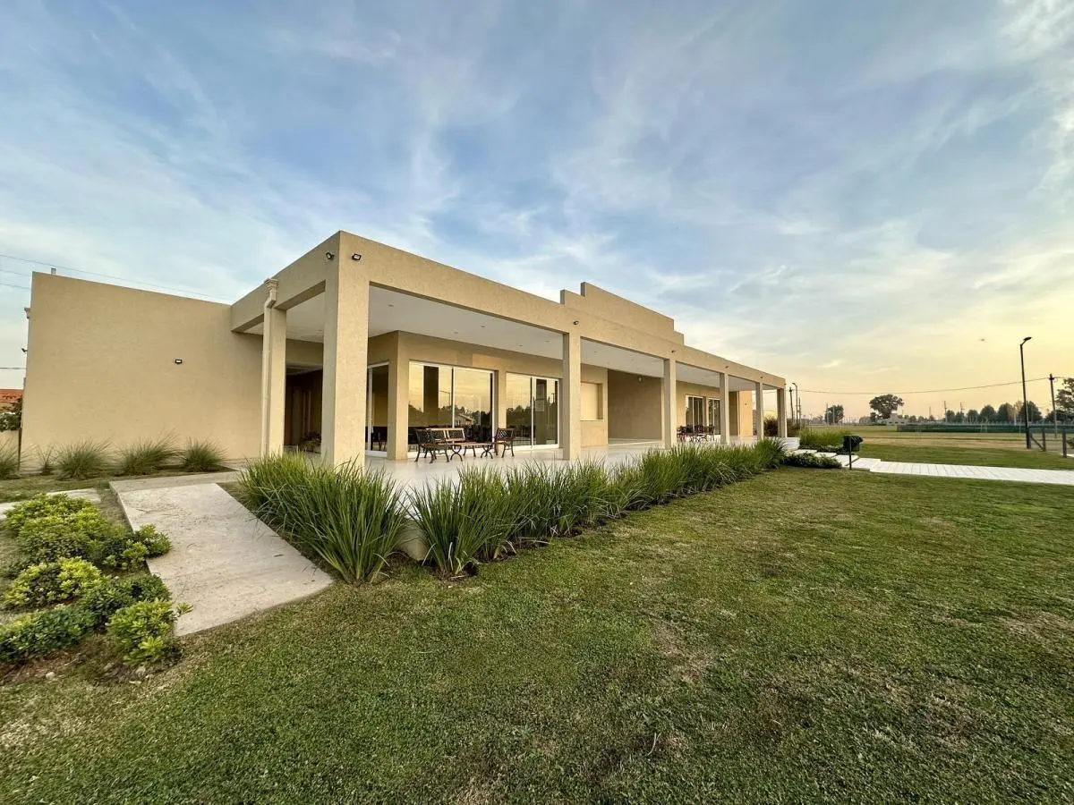 Venta Lote 861 m² en Barrio Fincas Joven San Vicente - Excepcional Ubicación en el Barrio 2