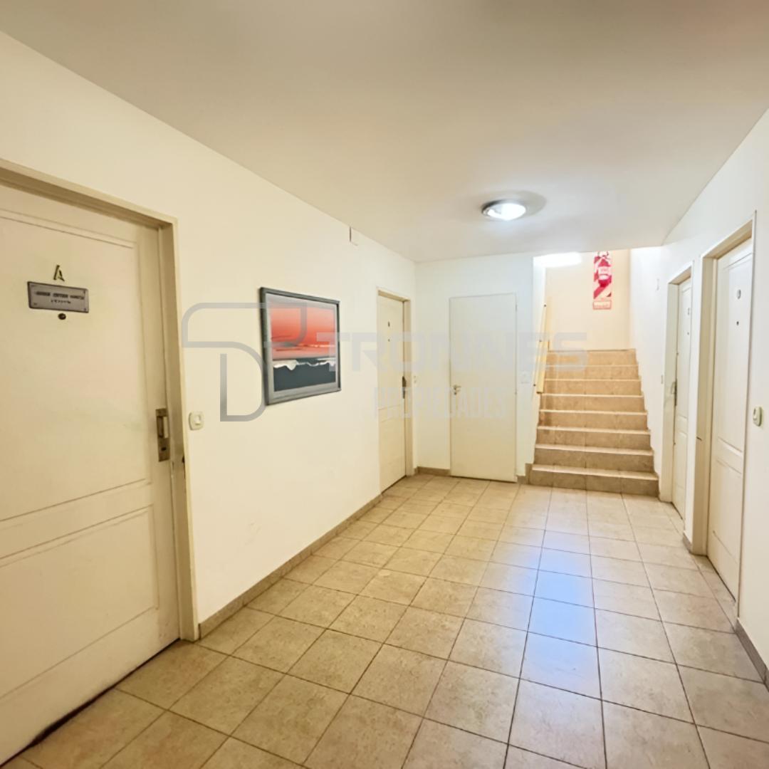Foto de VENTA MONOAMBIENTE AMPLIO CENTRO LANUS OESTE - FRENTE A ESTACIÓN - APTO, imagen 2