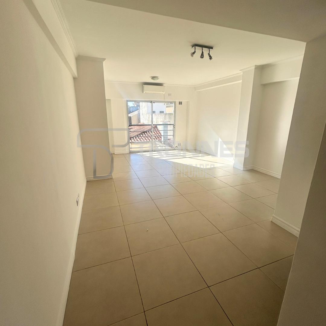Foto de ALQUILER MONOAMBIENTE DE 40 M2 CON COCHERA DESCUBIERTA - LANÚS OESTE A, imagen 5