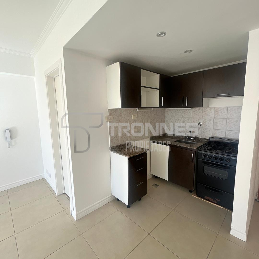 Foto de ALQUILER MONOAMBIENTE DE 40 M2 CON COCHERA DESCUBIERTA - LANÚS OESTE A, imagen 3