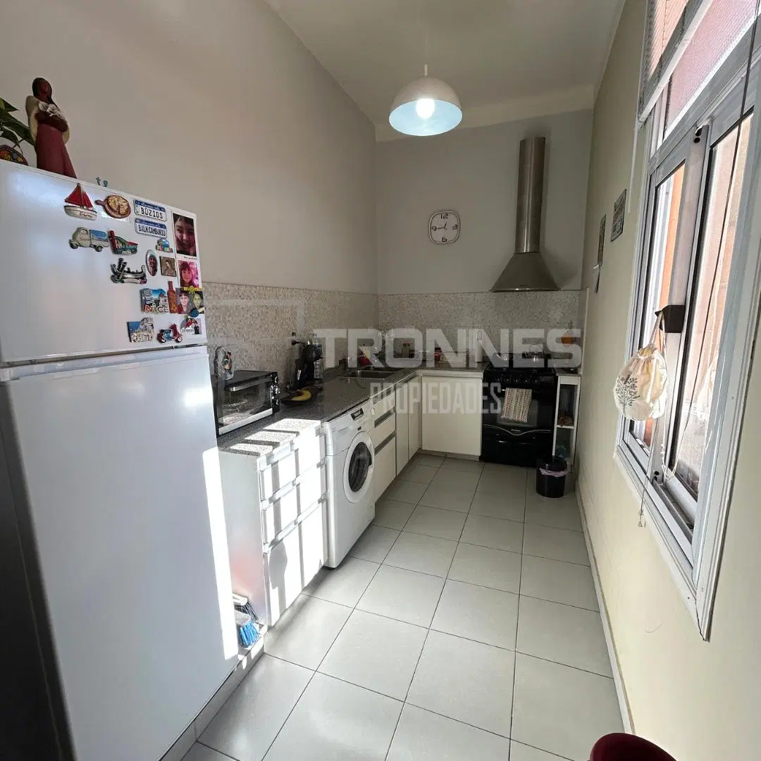 VENTA PH 2 AMBIENTES EN PLANTA ALTA IMPECABLE EN BANFIELD ESTE PLENO CENTRO COMERCIAL - SIN EXPENSAS 4