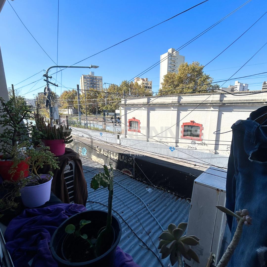 Foto de Venta Monoambiente Amplio Centro Lanus Oeste -Frente a Estación, imagen 2