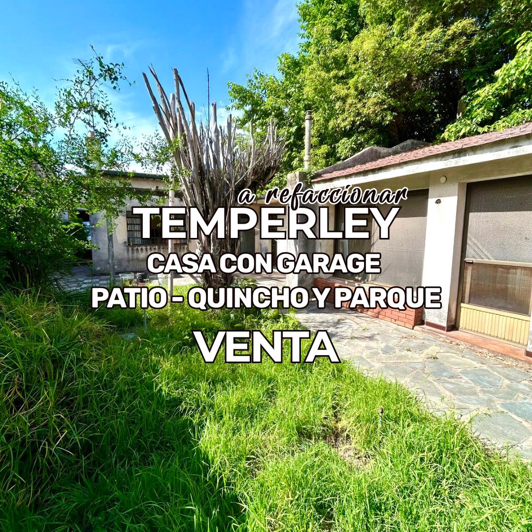 Foto de VENTA CASA 3/4 AMBIENTES CON COCHERA, QUINCHO Y GRAN PARQUE | TEMPERLEY, imagen 1