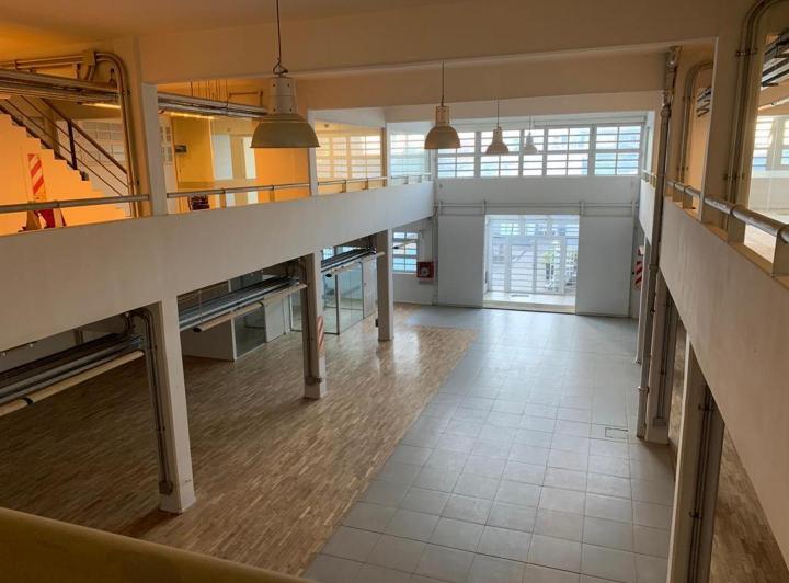 EDIFICIO DE OFICINAS EN BLOCK  1960 M2 1