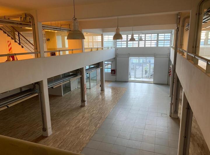 OFICINAS 2000 M2 2