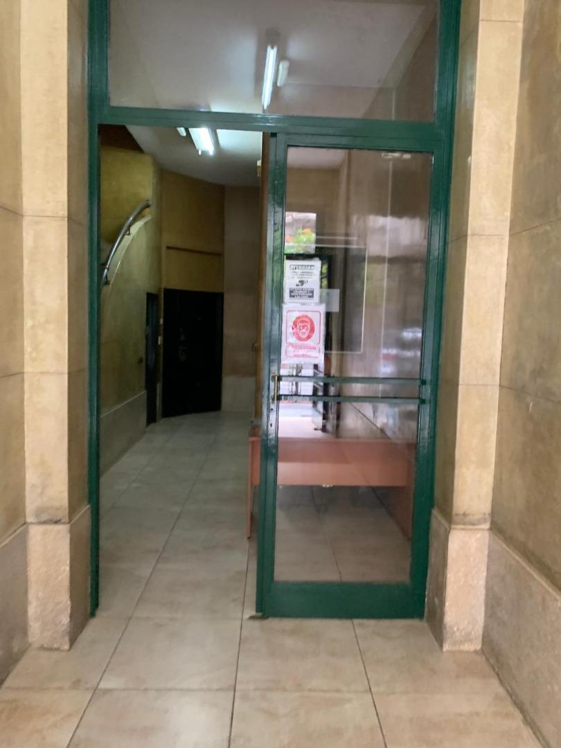 Foto de SAN MARTIN 655 310M2 PLANTA LIBRE, imagen 3