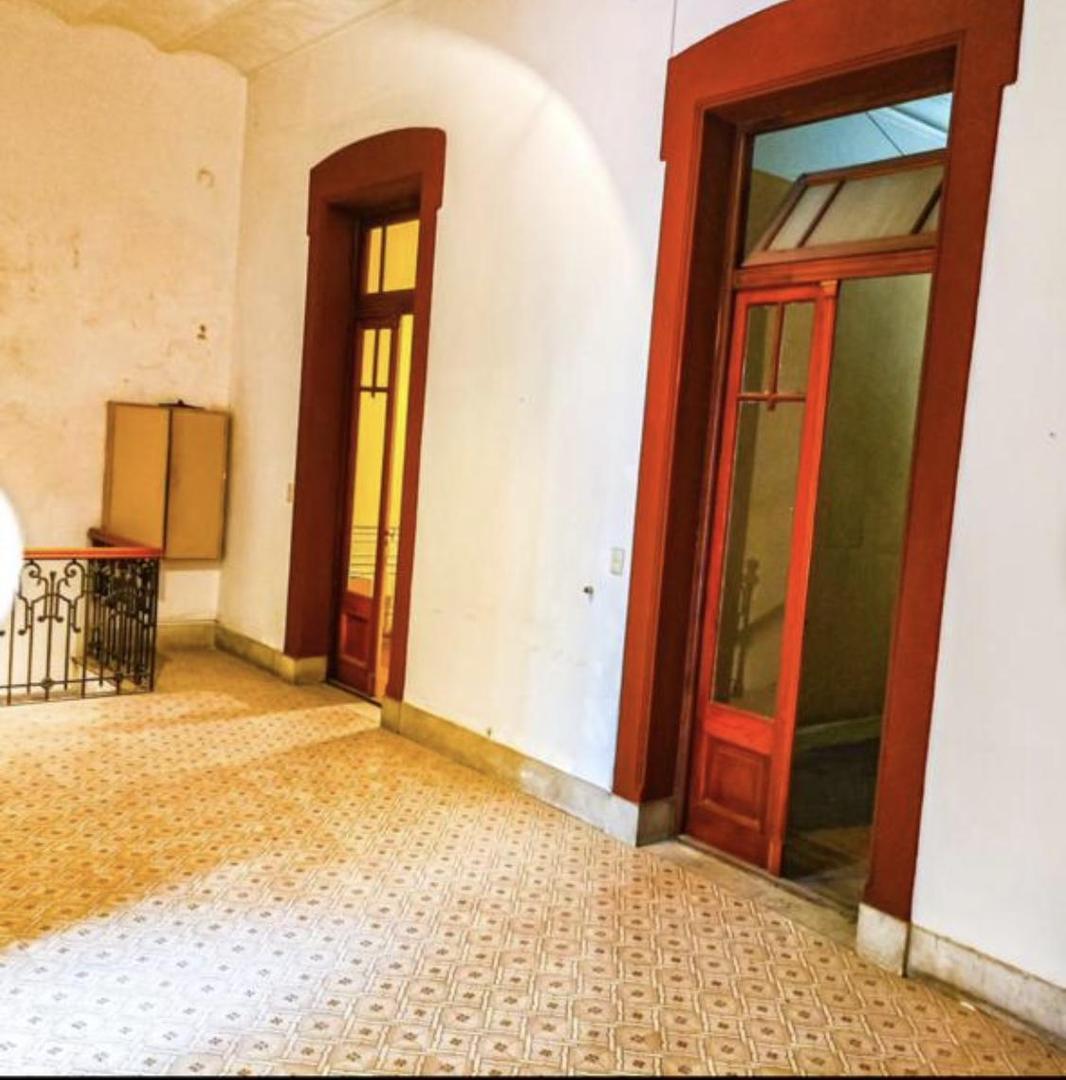 Foto de 1800 M2 - CASA CON ESTILO COLONIAL - SALTA 238, imagen 4