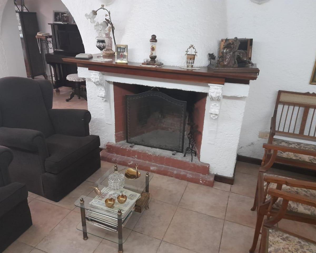 Casa 4 Dorm., 5 Baños, Cochera, Piscina y Quincho 4