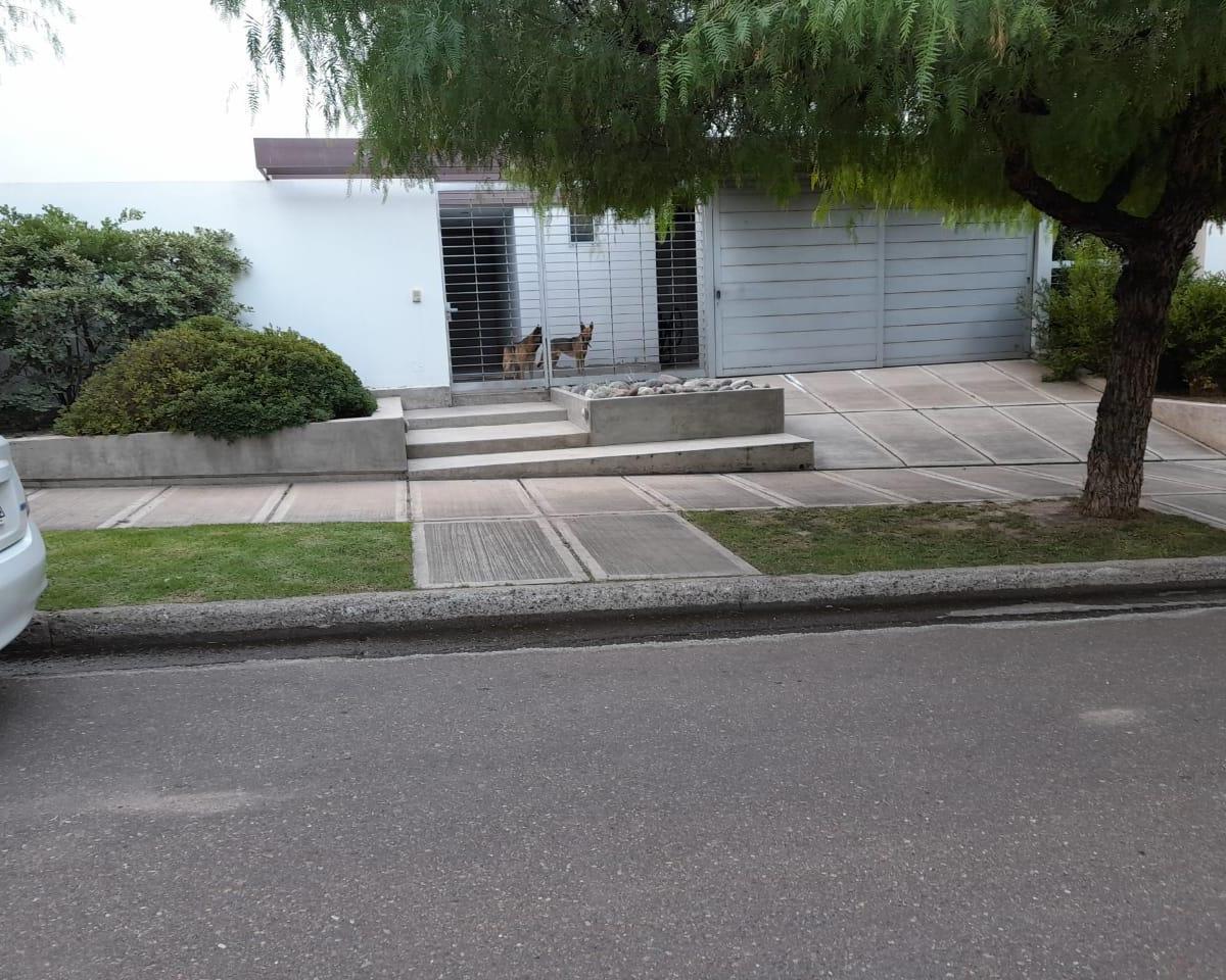 Barrio Privado Dalvian, Mendoza 2