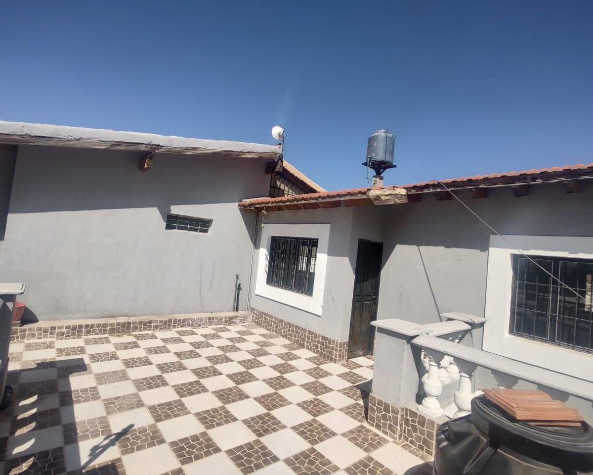 Casa en Venta Apta Credito, con Pisicina, Villa Nueva, Guaymallen 3