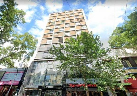 Venta Departamento Semipiso Av San Martín con Cochera Apto Alquiler Temporario 4