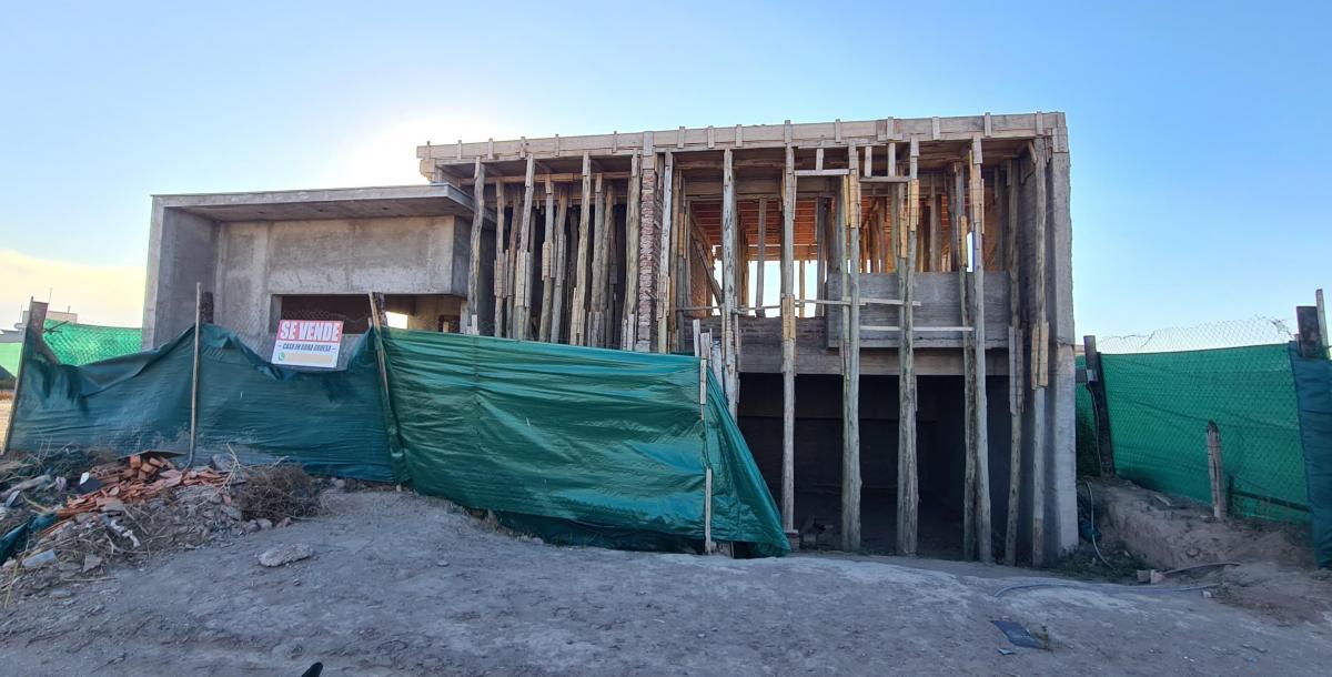 Casa en Obra Gruesa Barrio Privado "La Carmelina Club de Campo" 3