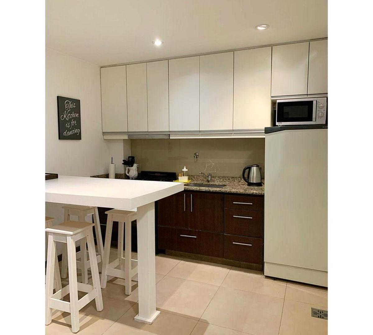 Foto de Departamento de 70 m² con 1 Dormitorio en Alquiler en Bombal Sur, imagen 2