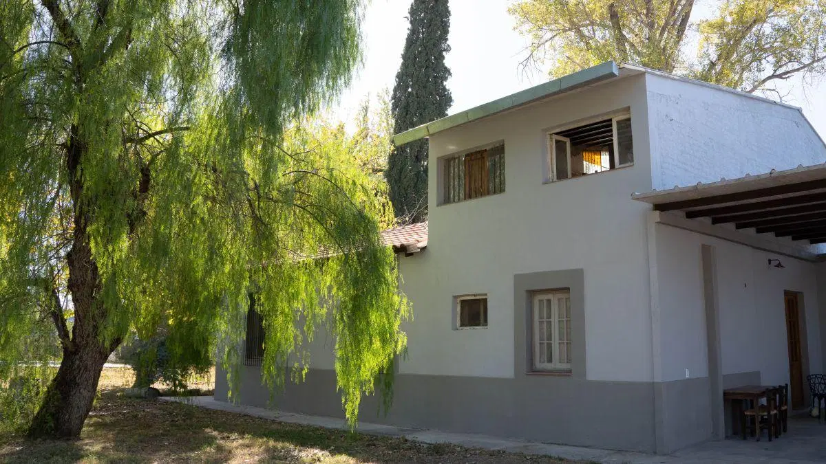 Casa Antigua reciclada 6000 m2 de terreno en venta en El Sauce 4