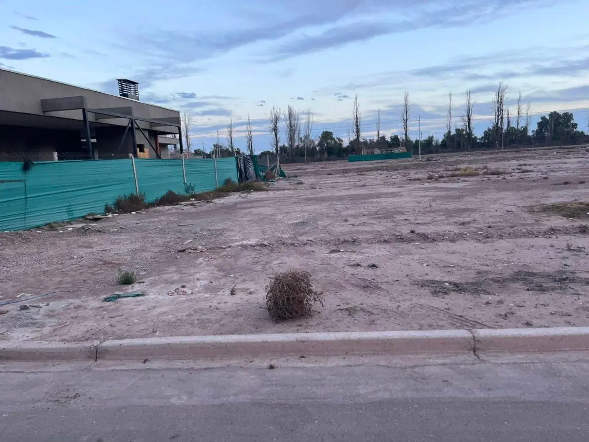 Terrenos de 564 m² en venta en Milcayac II 3