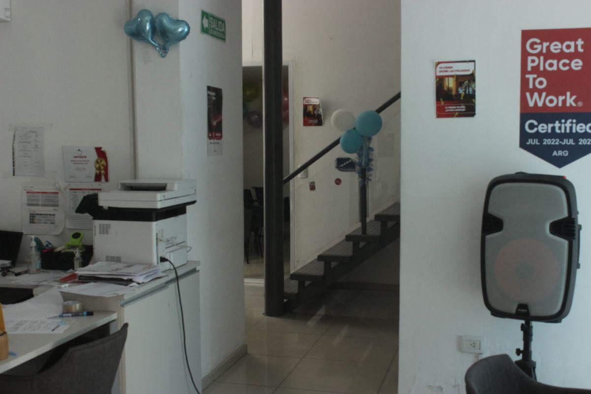 Foto de VENTA: Local Comercial, Adolfo Calle de Godoy Cruz., imagen 4