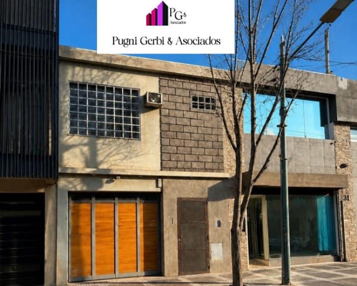 Foto de Casa de 165 m² con 4 dormitorios en venta en Godoy Cruz, imagen 1