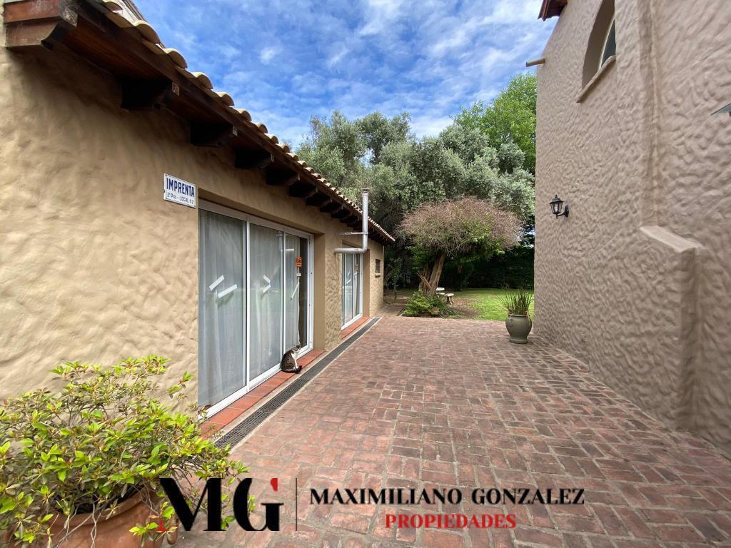 Casa en Venta, 5 Ambientes - Ezeiza, Ezeiza 2