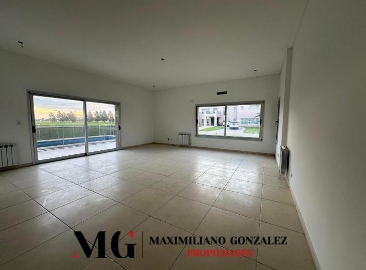 Casa venta - La Providencia, 6 ambientes. 4