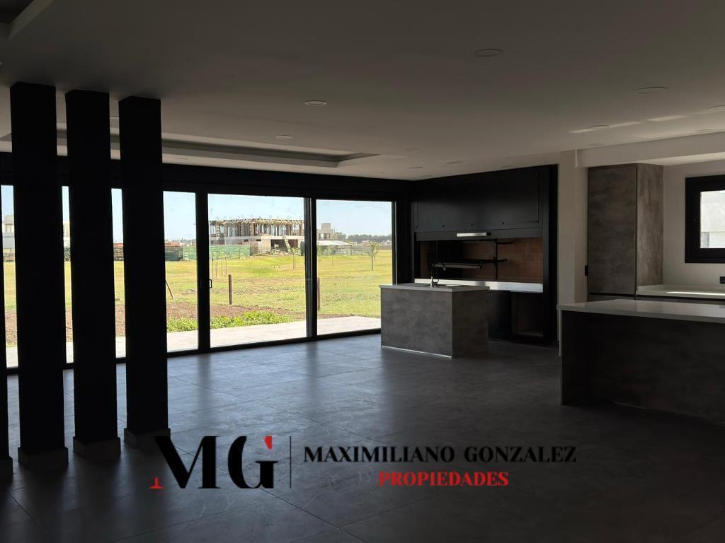 Casa venta - Terralagos, Canning