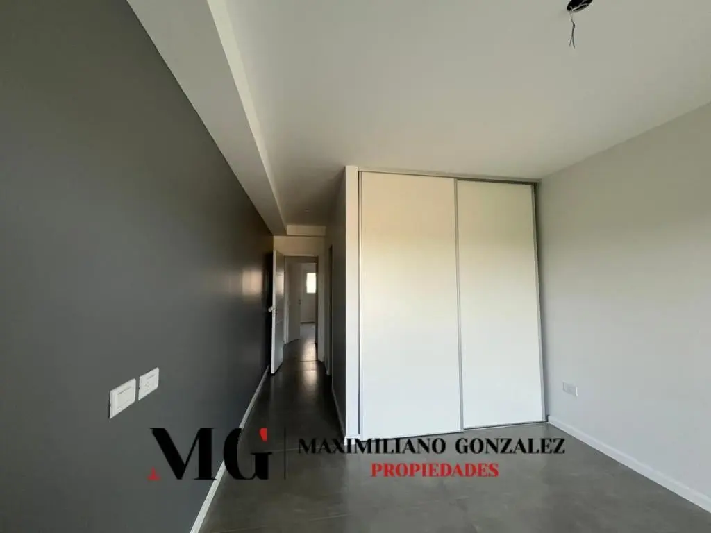 Departamento alquiler - Canning Center 3