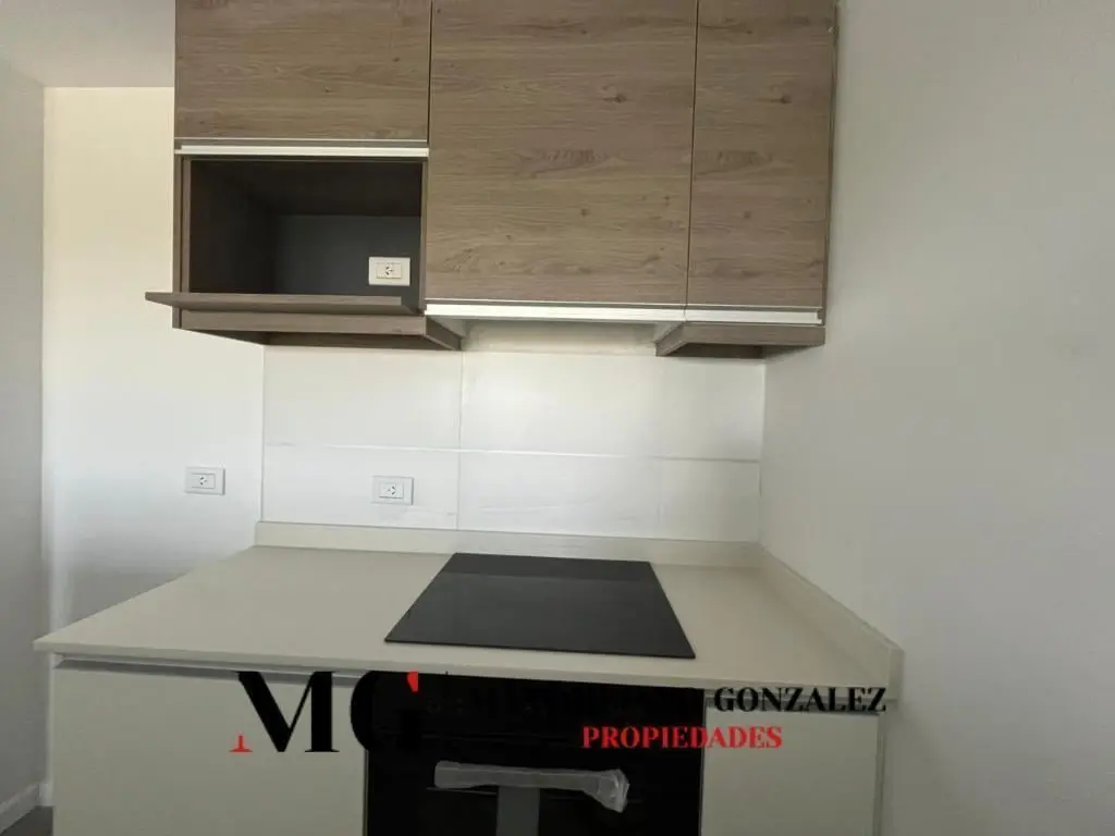 Departamento alquiler - Canning Center 3