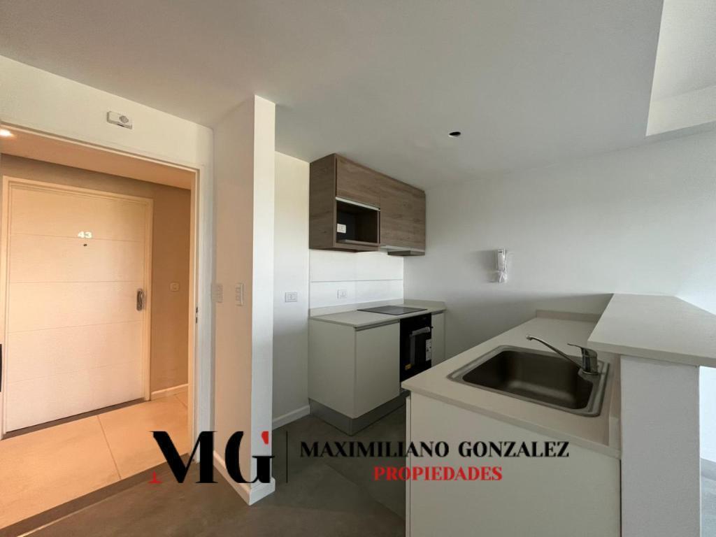 Departamento alquiler - Canning Center