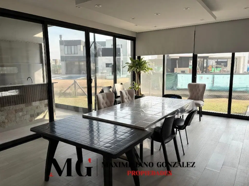 Casa venta y alquiler - Echeverria del Lago 4