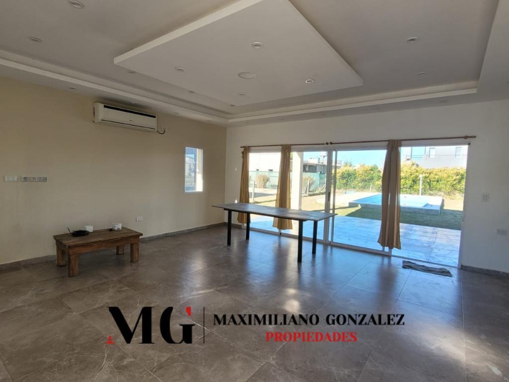 Foto de Casa alquiler - Santo Domingo, Canning, imagen 2