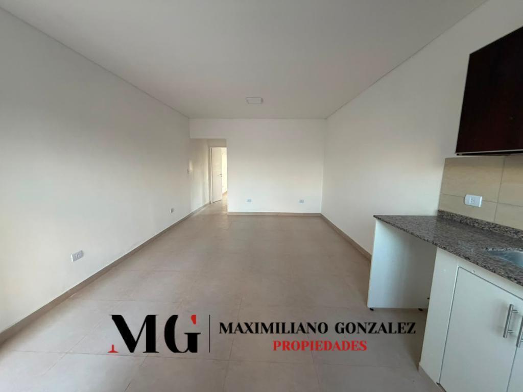 Foto de PH alquiler - Gerli, Lanús, imagen 2