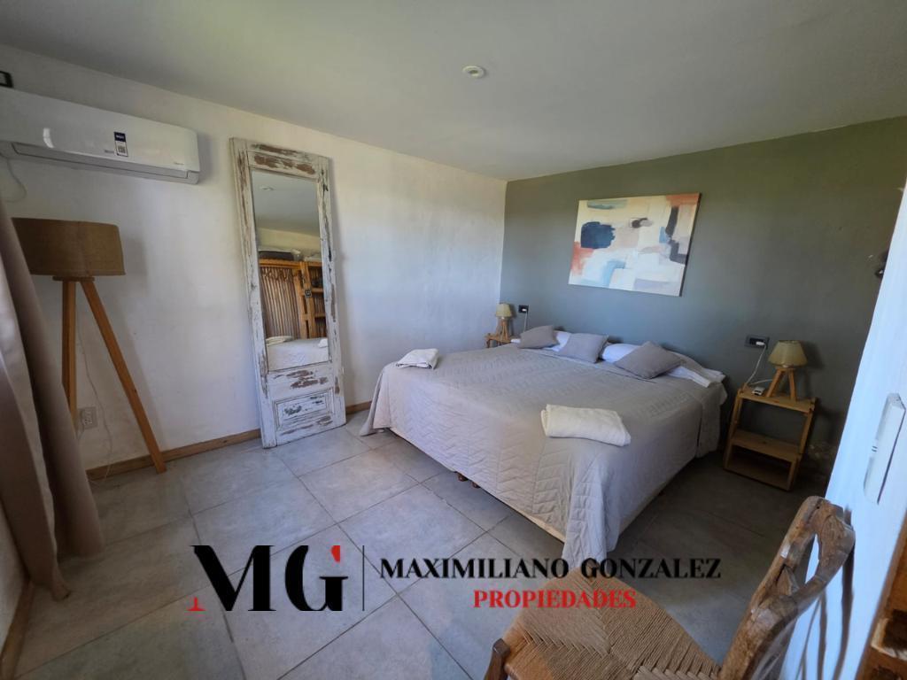 Foto de Casa alquiler - Alejandro Petion, imagen 1