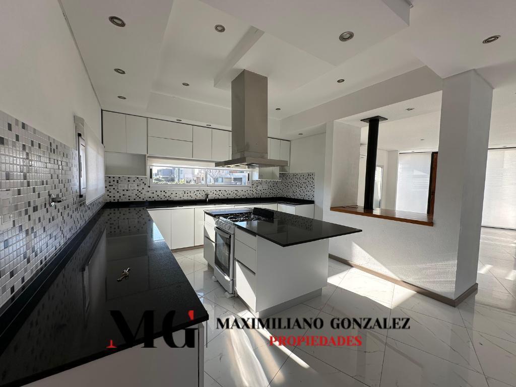 Foto de Casa en venta y alquiler, 5 ambientes - Santa Rita, San Vicente, imagen 3