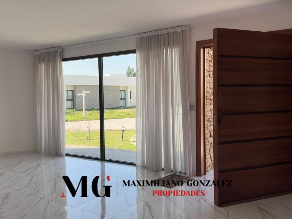 Foto de Casa venta 4 ambientes - La Alameda, Canning, imagen 1