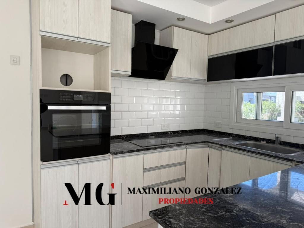 Foto de Casa venta 5 ambientes - Santa Inés, imagen 1