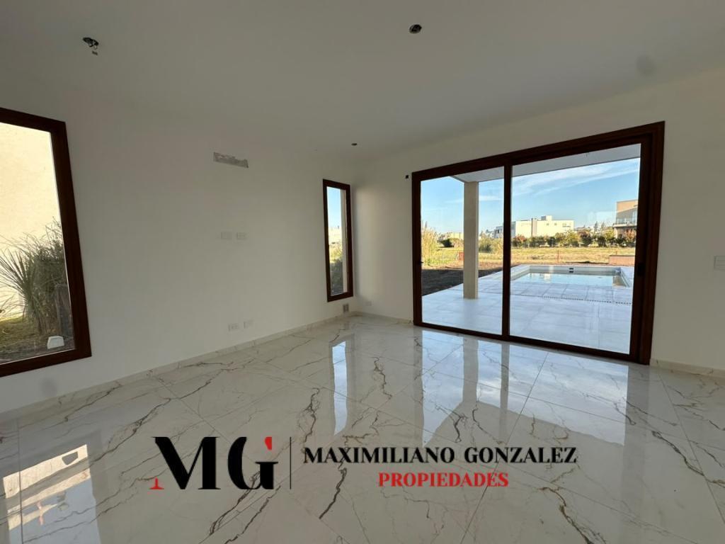 Foto de Casa venta 6 ambientes - Terralagos, imagen 3