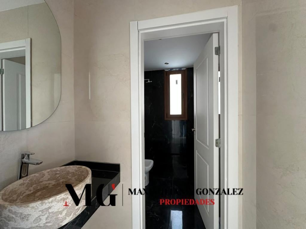 Foto de Casa venta 6 ambientes - Terralagos, imagen 2