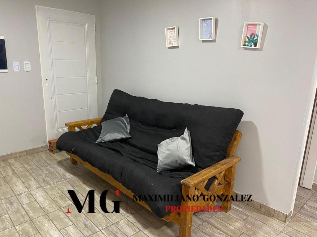 Foto de Casa alquiler 3 ambientes - Carlos Spegazzini, imagen 1