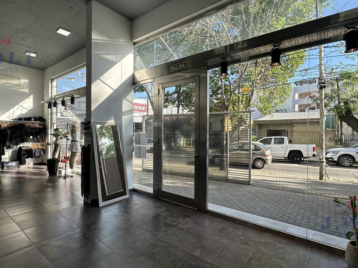 Local en Villa Ballester
