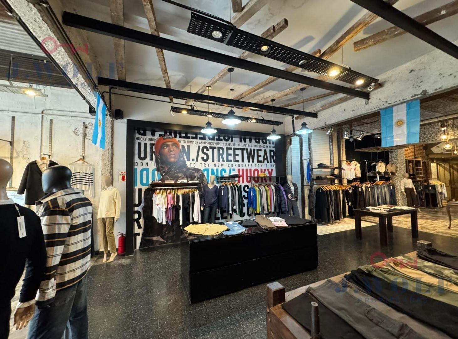 Foto de Excelente Local + Depto 4 Amb. en Peatonal Belgrano, imagen 5