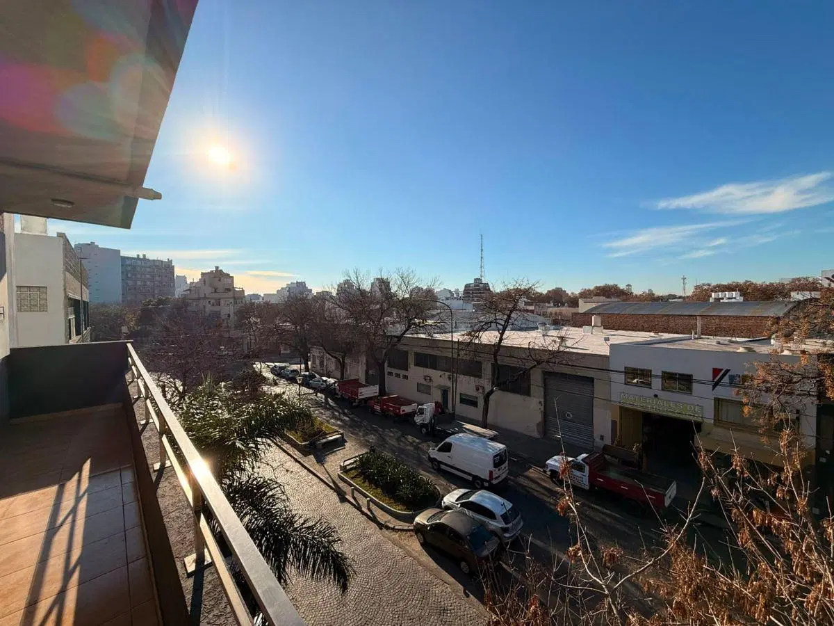 VENTA DEPARTAMENTO 3 AMBIENTES COCHERA FIJA VILLA ORTUZAR 2