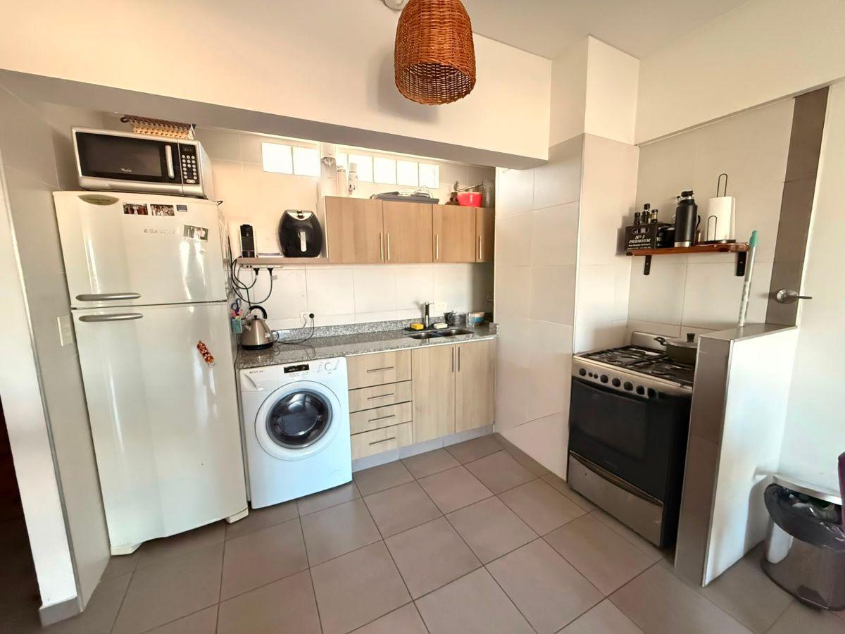 Foto de VENTA DEPARTAMENTO 3 AMBIENTES COCHERA FIJA VILLA ORTUZAR, imagen 1